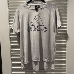 Adidas T Shirt Grey - Like New - Size Large